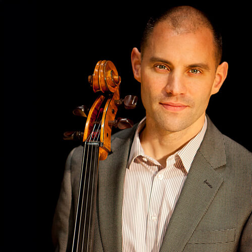 Photo of Nathanael Jasinski and his cello