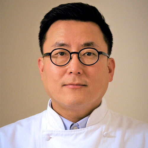 professional photo of Sangwook Kang